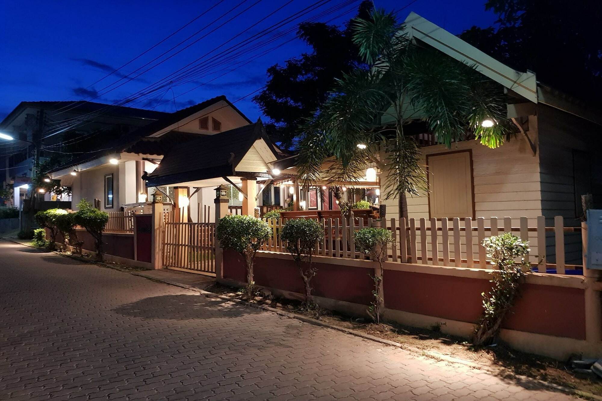 Thaihouse Koh Larn Exterior foto